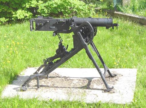 Nova Scotia, Bear River: Machine gun, military memorial