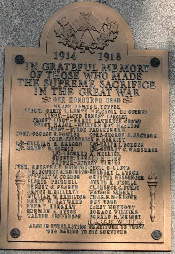 Bridgetown: war memorial monument