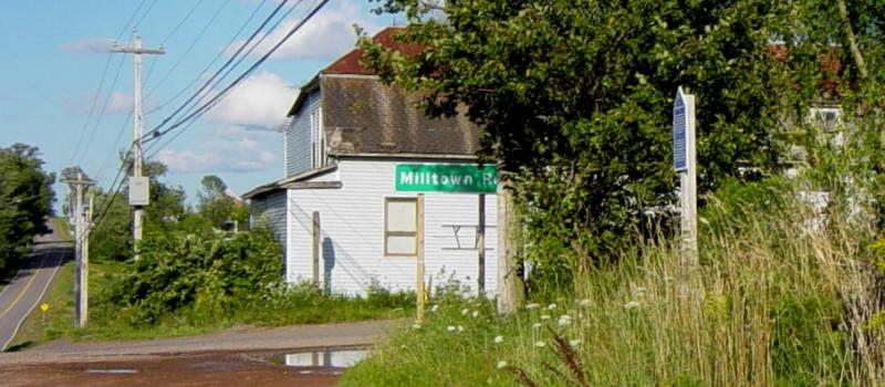 Colchester County: Acadian Heritage sign #21, Old Barns, Milltown Road
