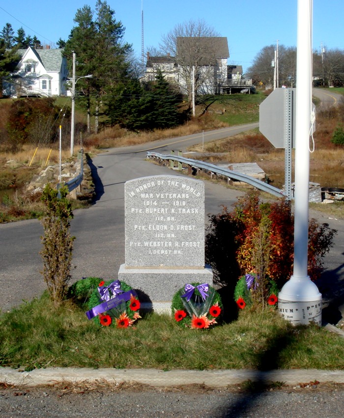 Nova Scotia: Little River war memorial