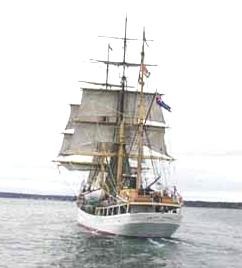 Picton Castle sails out of Lunenburg harbour