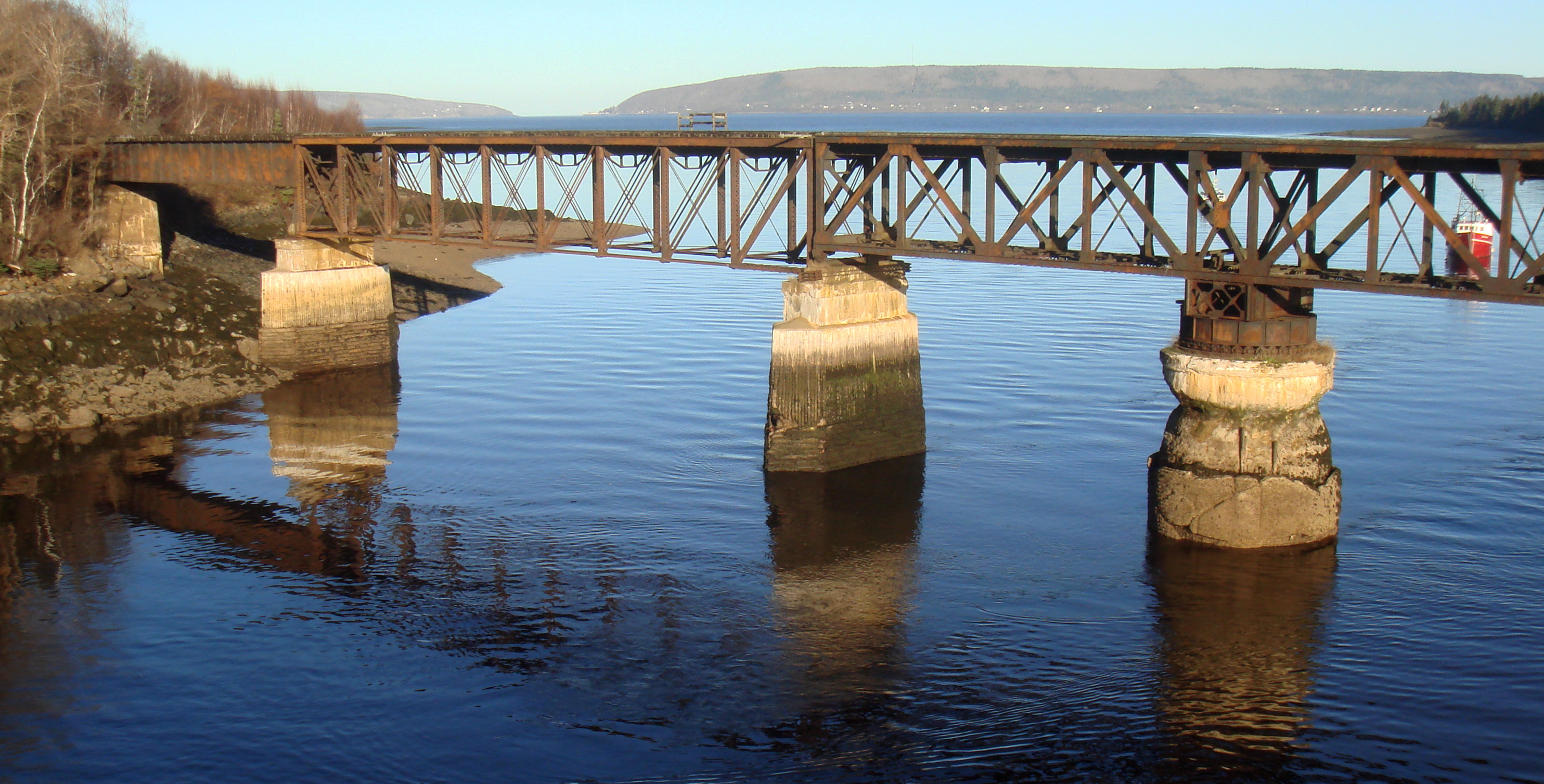 Dominion Atlantic Railway: Bear River Bridge, Digby County, Nova Scotia, 12 Nov 2010