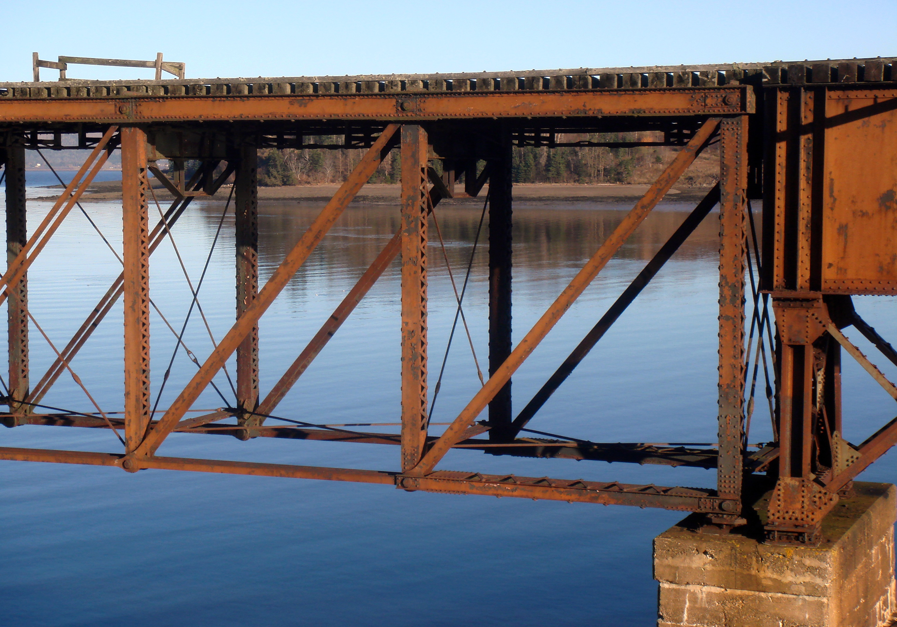Dominion Atlantic Railway: Bear River Bridge, Digby County, Nova Scotia, 12 Nov 2010