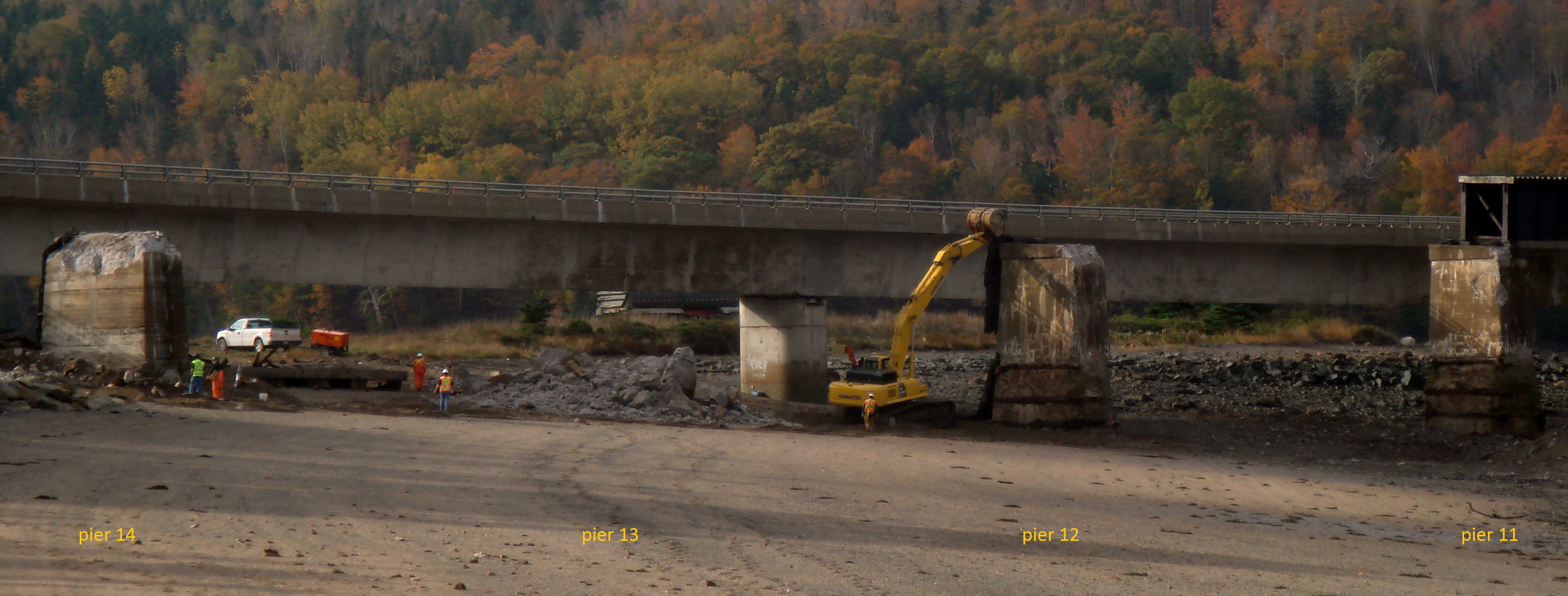 Dominion Atlantic Railway: Bear River Bridge, Digby County, Nova Scotia, 18 Oct 2011