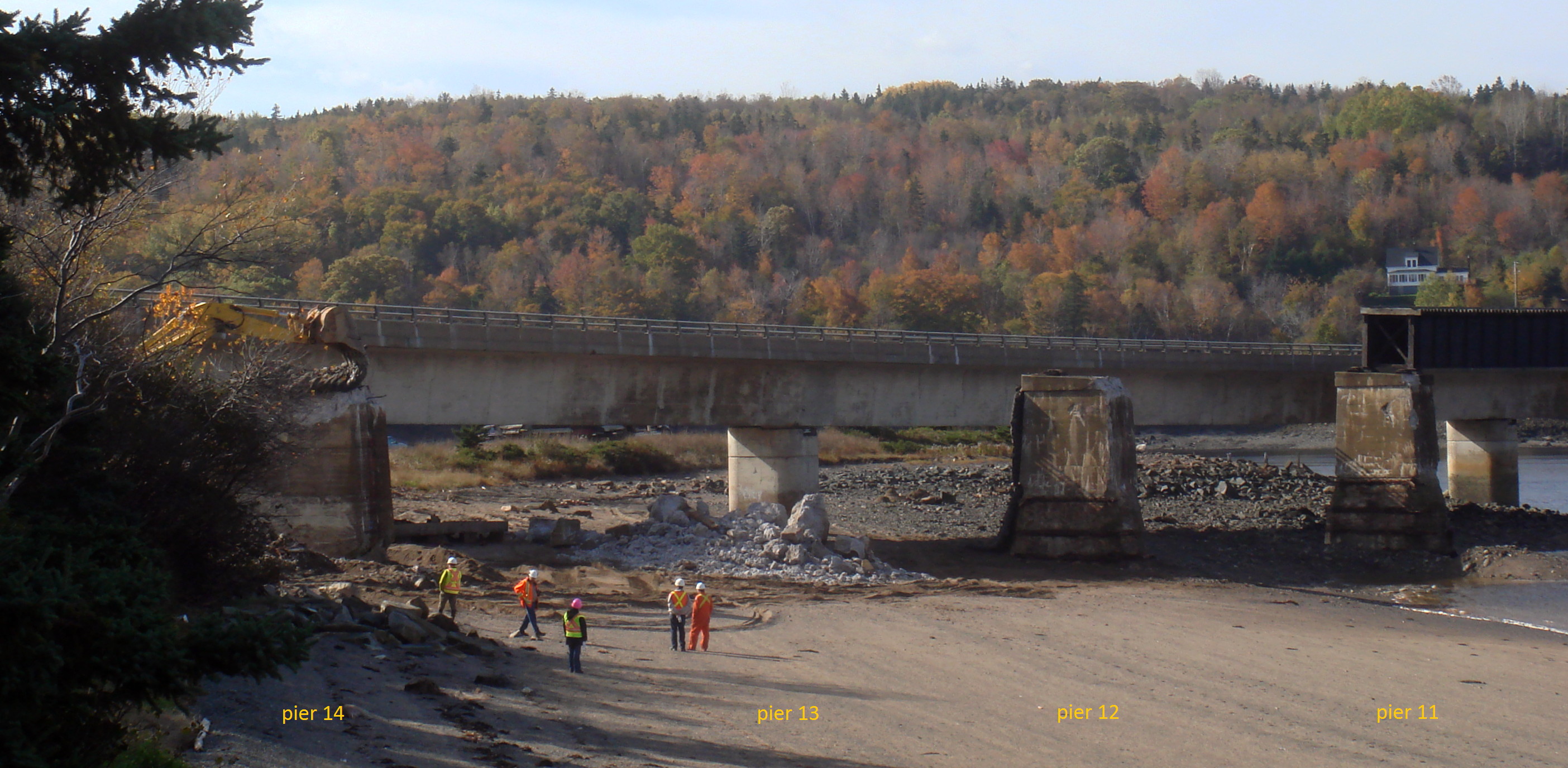 Dominion Atlantic Railway: Bear River Bridge, Digby County, Nova Scotia, 18 Oct 2011