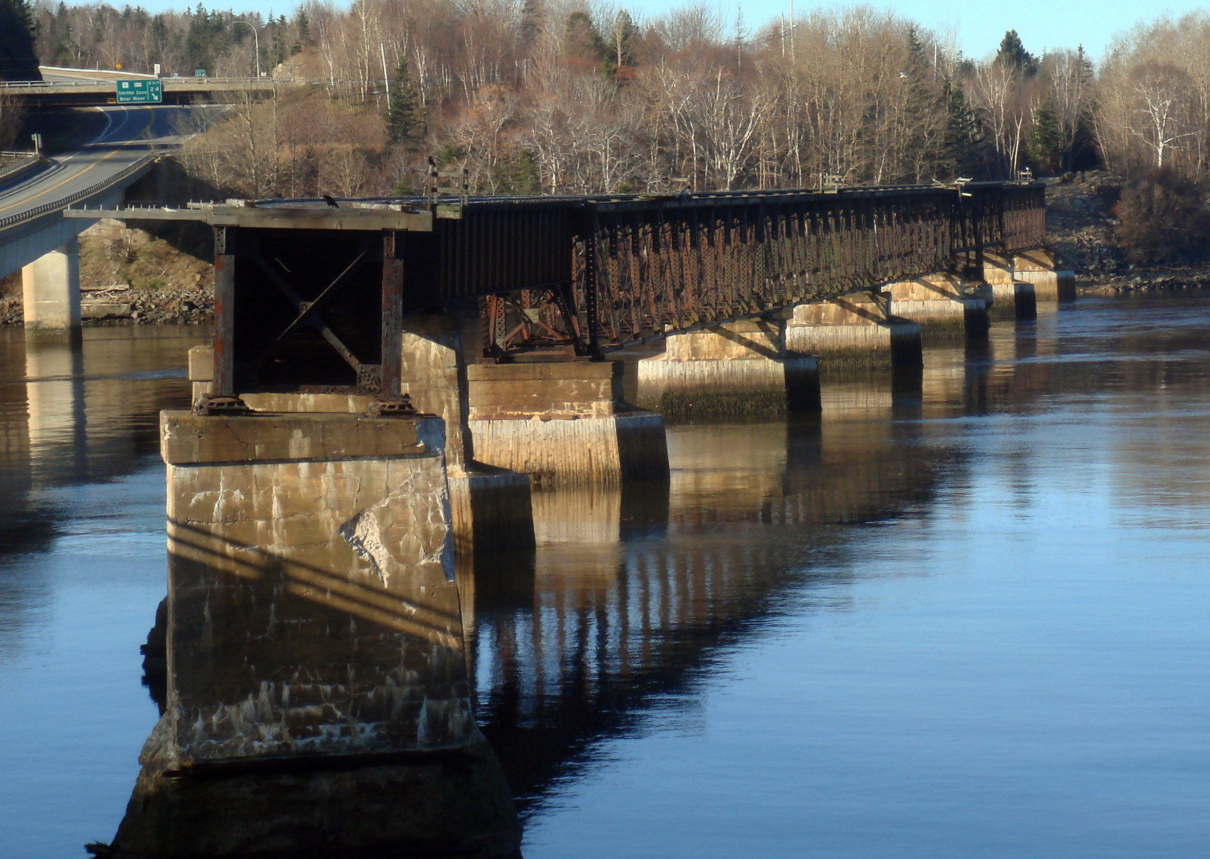 Dominion Atlantic Railway: Bear River Bridge, Digby County, Nova Scotia, 22 Nov 2011
