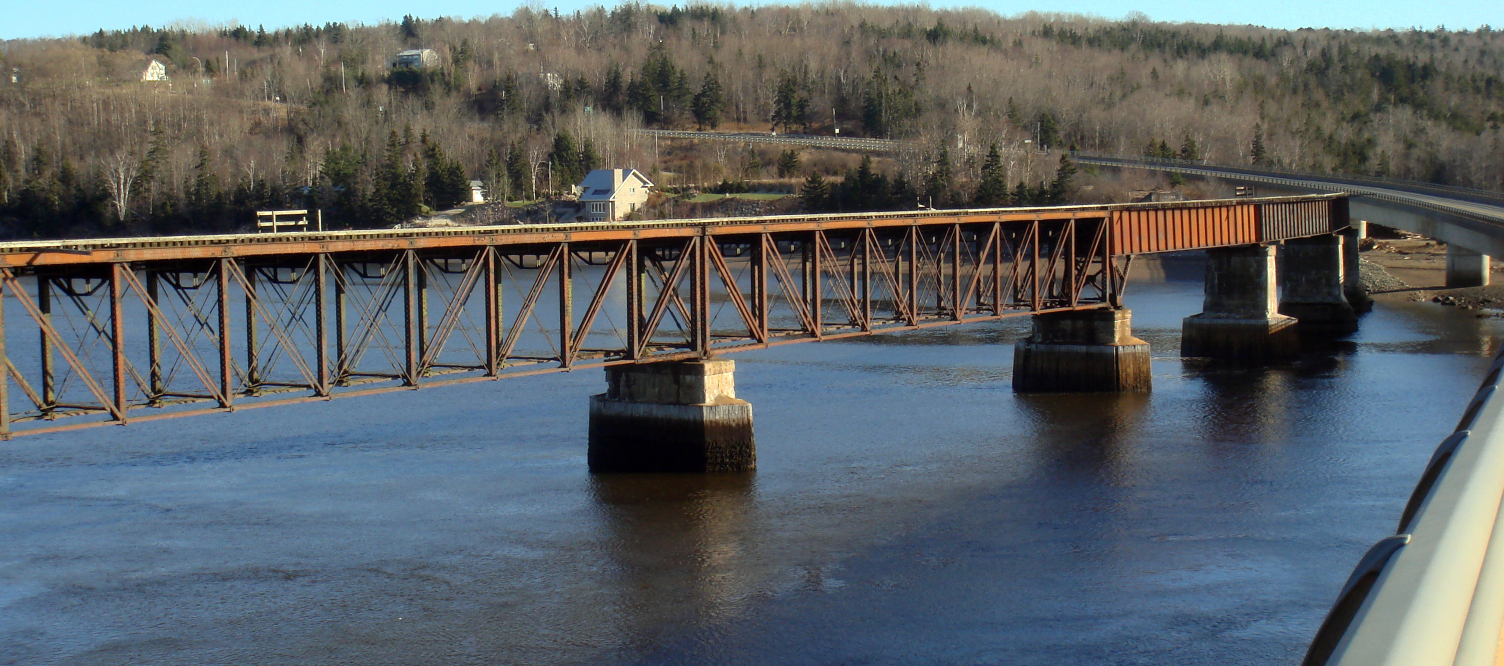 Dominion Atlantic Railway: Bear River Bridge, Digby County, Nova Scotia, 22 Nov 2011