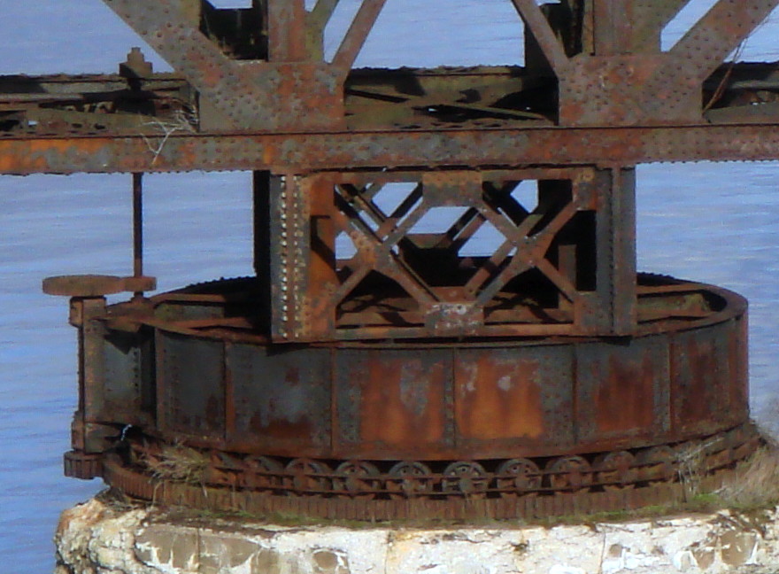 Dominion Atlantic Railway: Bear River Bridge swing span mechanism, Digby County, Nova Scotia, 13 Dec 2011