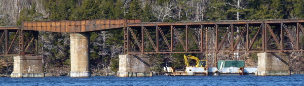 Dominion Atlantic Railway: Sissiboo River Bridge, Weymouth, Digby County, Nova Scotia, 08 Feb 2012