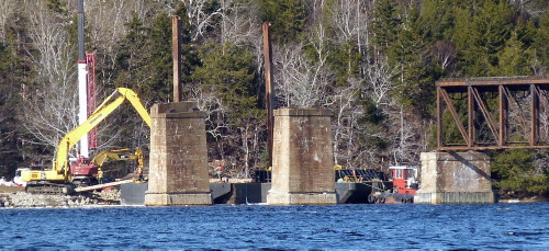 Dominion Atlantic Railway: Sissiboo River Bridge, Weymouth, Digby County, Nova Scotia, 08 Feb 2012