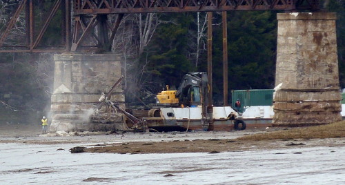 Dominion Atlantic Railway: Sissiboo River Bridge, Weymouth, Digby County, Nova Scotia, 18 Feb 2012