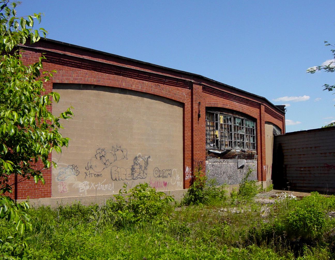 Nova Scotia: Back (west) wall, Dominion Atlantic Railway roundhouse at Kentville