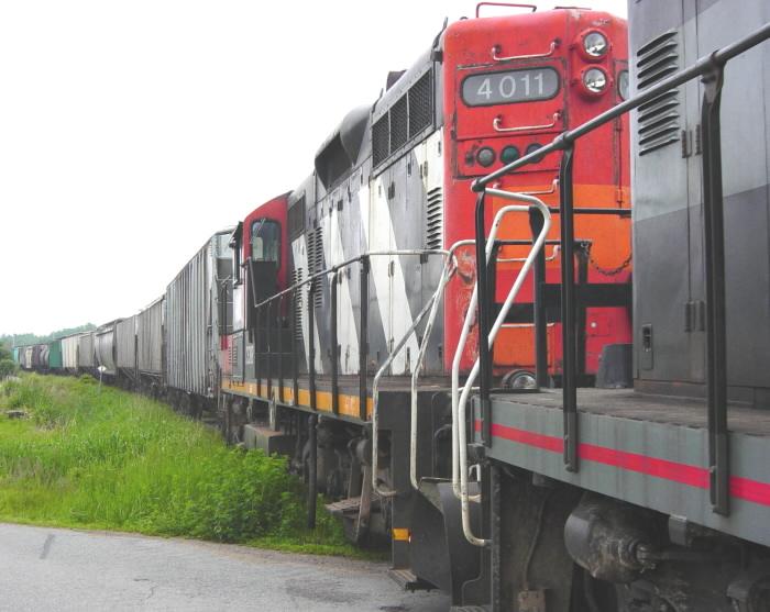 W&HR: Train to New Minas